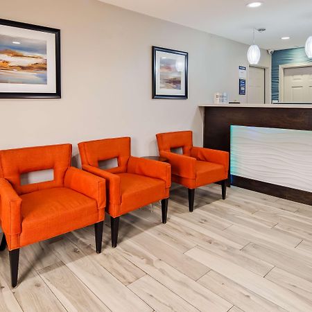 Best Western Executive Inn Маршъл Интериор снимка